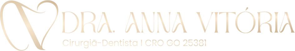 Dra. Anna Vitória — Cirurgiã-Dentista